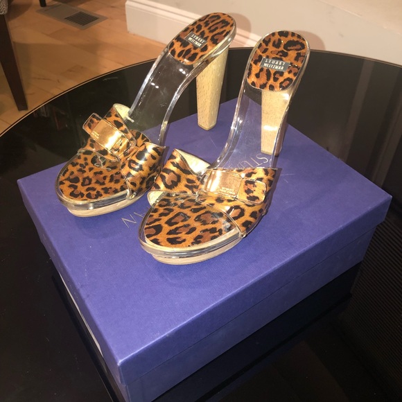 Womens size 10 Stuart Weitzman heel - Picture 2 of 4